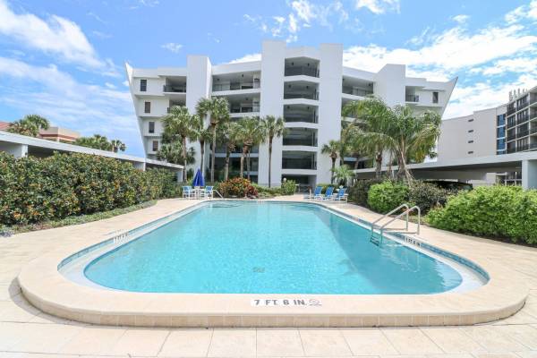 Ocean Sunrise Condo Pool in st augustine florida