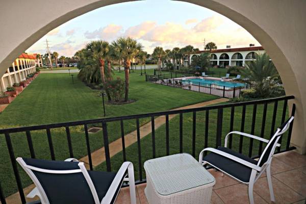 ocean club resort pool view in st augustine florida