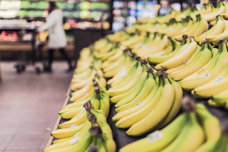 grocery store bananas