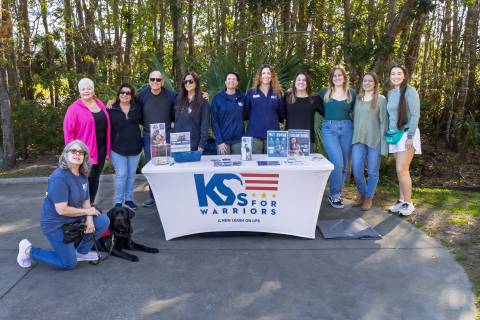 coastal realty team at volunteer event