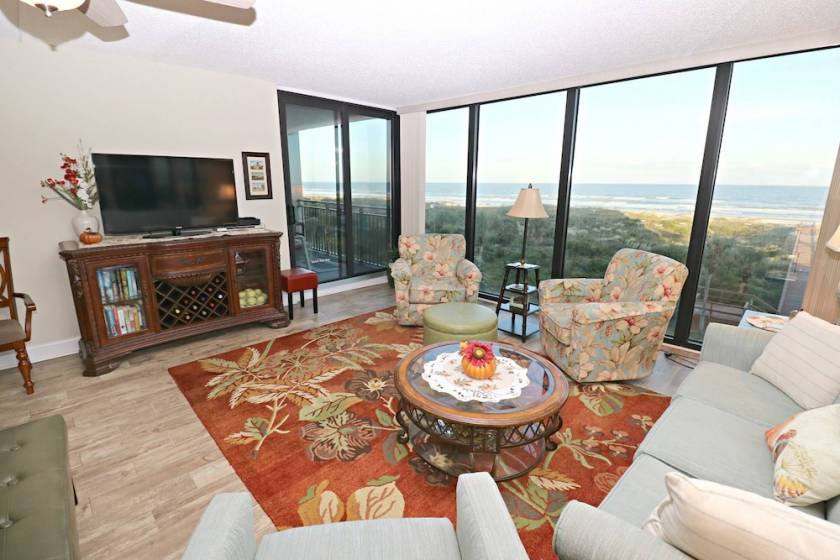 coastal realty vacation rentals condo on the beach